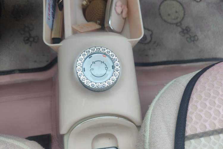Used Wuling Hongguang MINIEV 2024 3rd Generation 215km Youth Edition Gear Lever