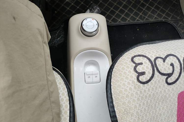 Used Wuling Hongguang MINIEV 2024 3rd Generation 215km Advanced Version Gear Lever