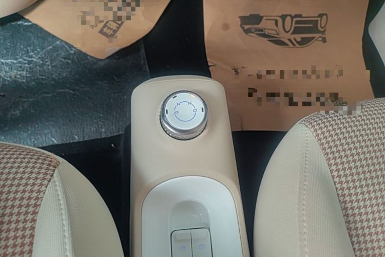 Used Wuling Hongguang MINIEV 2024 Third Generation 120 km Gear Lever