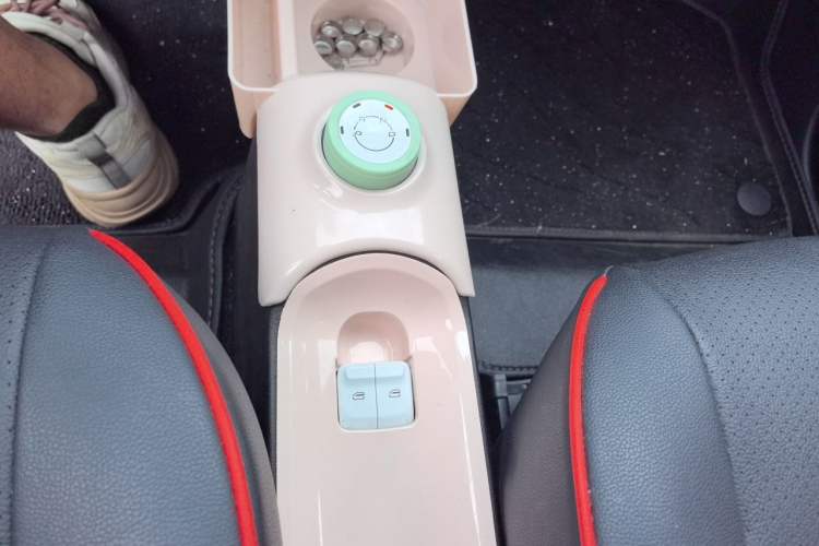 Used Wuling Hongguang MINIEV 2024 Third Generation 120 km Gear Lever