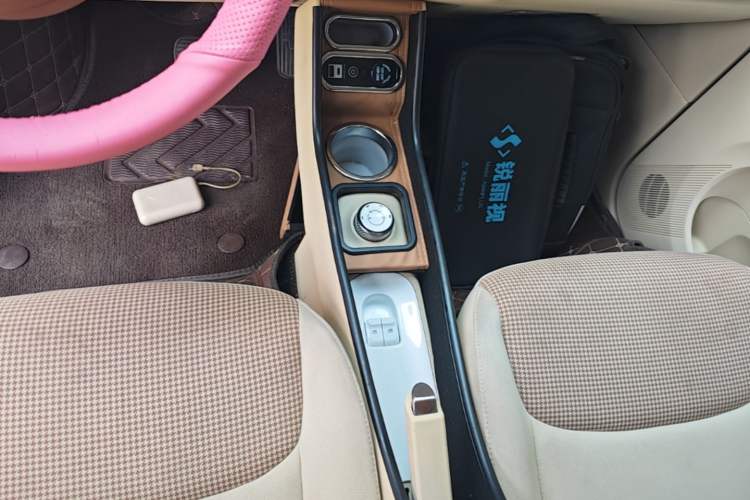Used Wuling Hongguang MINIEV 2024 3rd Generation 215km Youth Edition Gear Lever
