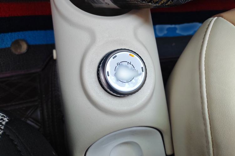 Used Wuling Hongguang MINIEV 2024 3rd Generation 215km Advanced Version Gear Lever