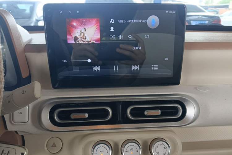 Used Wuling Hongguang MINIEV 2024 3rd Generation 215km Youth Edition Audio And AC Panel