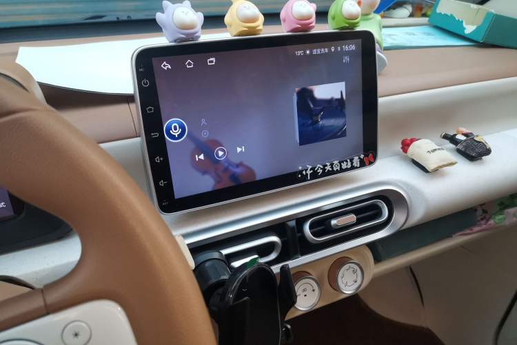 Used Wuling Hongguang MINIEV 2024 3rd Generation 215km Youth Edition Audio And AC Panel