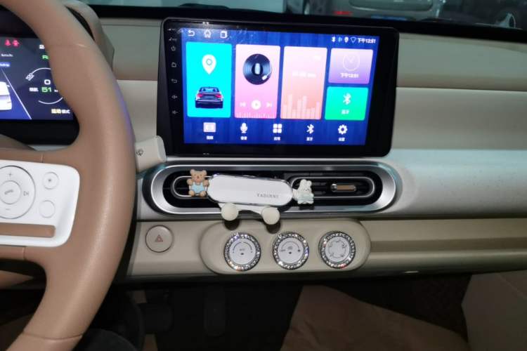 Used Wuling Hongguang MINIEV 2024 3rd Generation 215km Youth Edition Audio And AC Panel