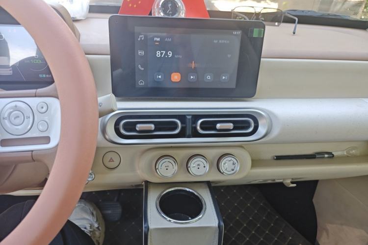 Used Wuling Hongguang MINIEV 2024 3rd Generation 170 km Audio And AC Panel