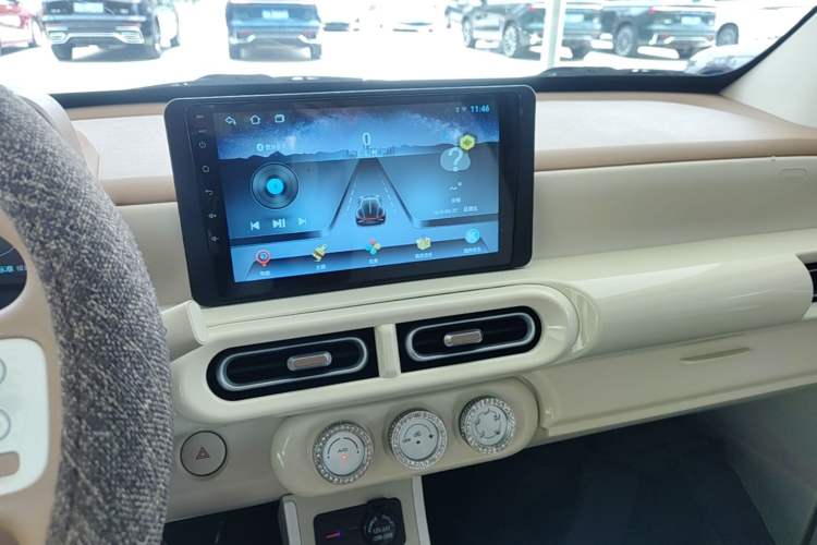 Used Wuling Hongguang MINIEV 2024 3rd Generation 215km Youth Edition Audio And AC Panel