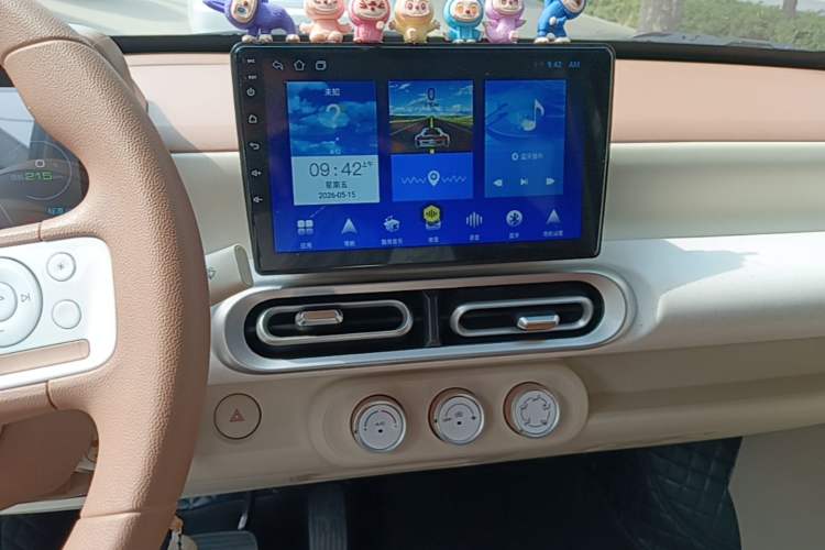 Used Wuling Hongguang MINIEV 2024 3rd Generation 215km Youth Edition Audio And AC Panel