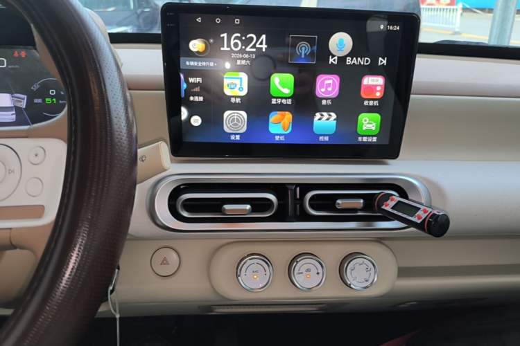 Used Wuling Hongguang MINIEV 2024 3rd Generation 215km Youth Edition Audio And AC Panel