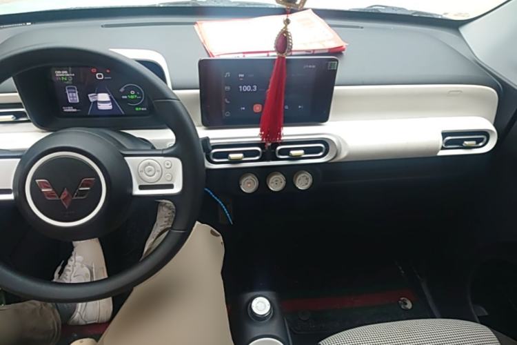 Used Wuling Hongguang MINIEV 2024 3rd Generation 215km Advanced Version Center Console