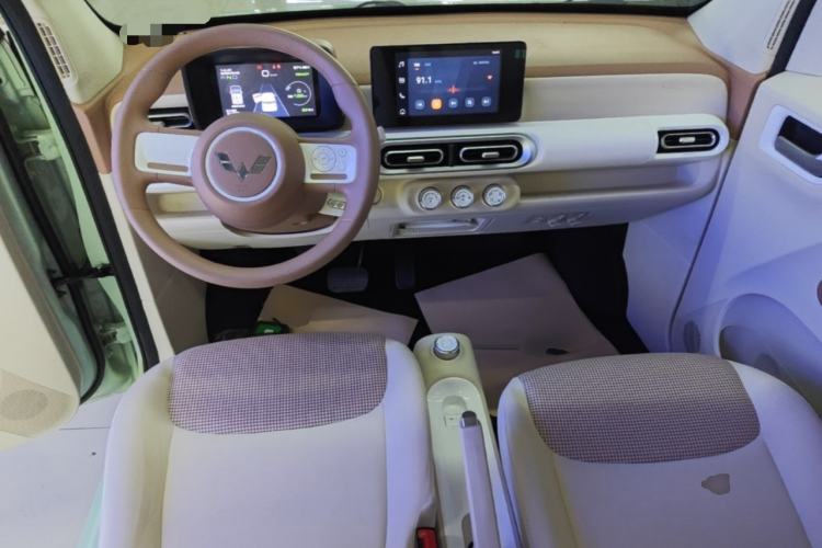 Used Wuling Hongguang MINIEV 2024 3rd Generation 215km Advanced Version Center Console
