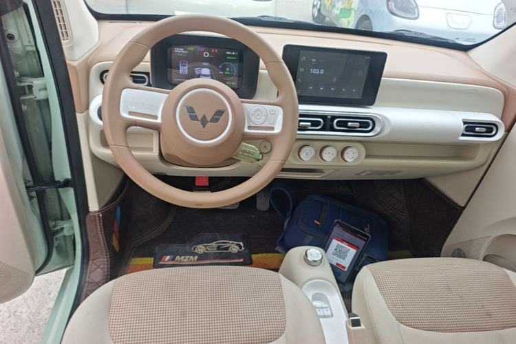 Used Wuling Hongguang MINIEV 2024 3rd Generation 215km Advanced Version Center Console