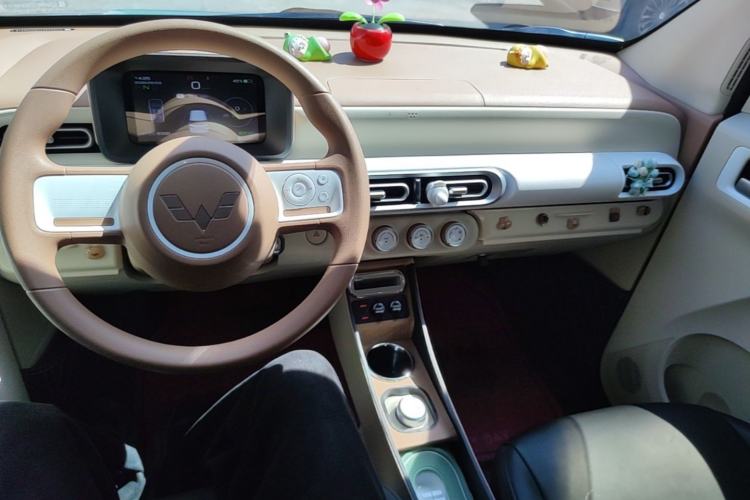 Used Wuling Hongguang MINIEV 2024 3rd Generation 215km Advanced Version Center Console