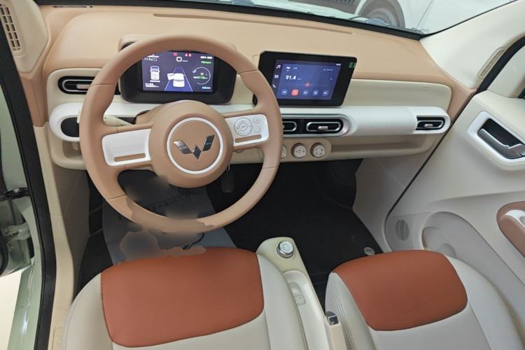Used Wuling Hongguang MINIEV 2024 3rd Generation 215km Advanced Version Center Console