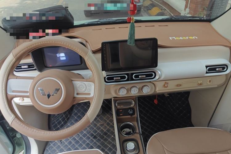 Used Wuling Hongguang MINIEV 2024 3rd Generation 215km Youth Edition Center Console