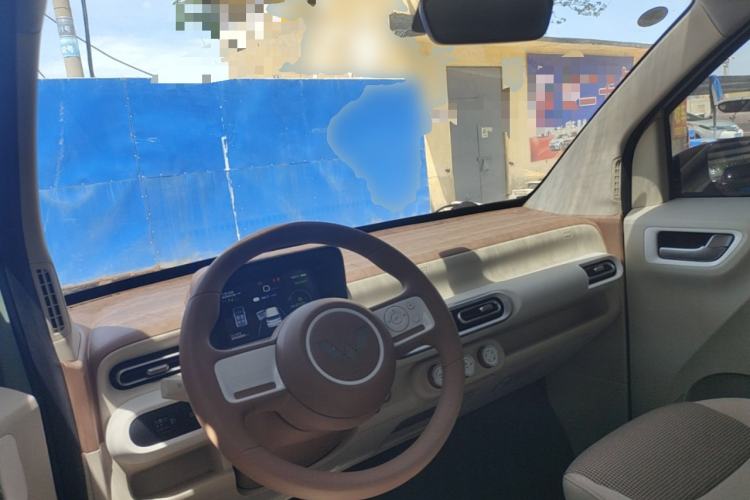 Used Wuling Hongguang MINIEV 2024 3rd Generation 215km Youth Edition Center Console