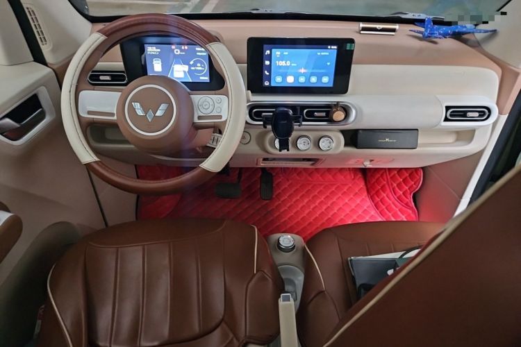 Used Wuling Hongguang MINIEV 2024 3rd Generation 215km Advanced Version Center Console