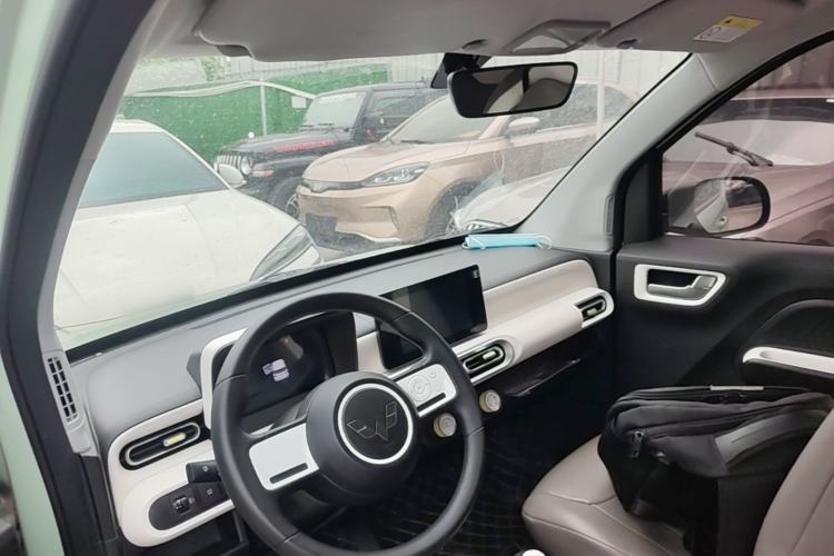 Used Wuling Hongguang MINIEV 2024 3rd Generation 215km Advanced Version Center Console