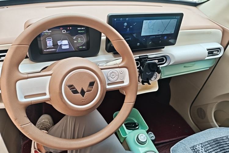 Used Wuling Hongguang MINIEV 2024 3rd Generation 215km Advanced Version Center Console