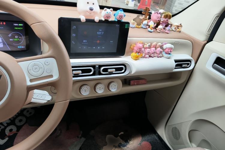 Used Wuling Hongguang MINIEV 2024 3rd Generation 215km Advanced Version Center Console