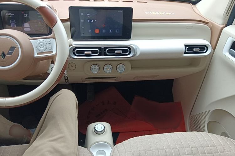 Used Wuling Hongguang MINIEV 2024 3rd Generation 215km Advanced Version Center Console