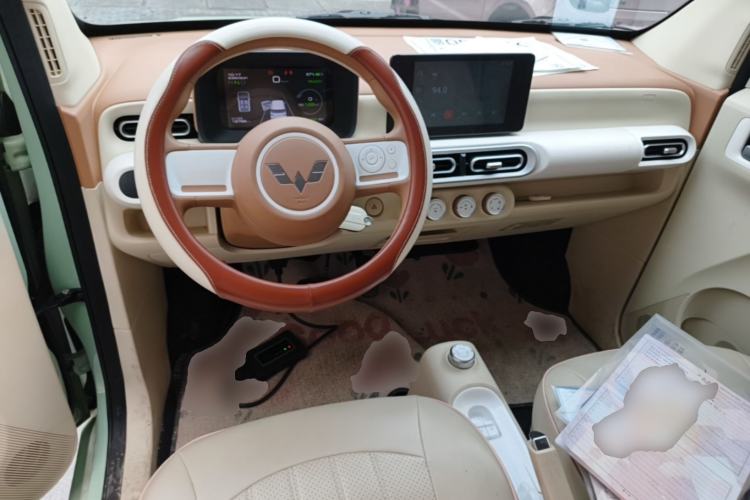 Used Wuling Hongguang MINIEV 2024 3rd Generation 215km Advanced Version Center Console