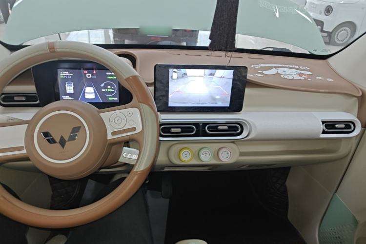 Used Wuling Hongguang MINIEV 2024 3rd Generation 215km Advanced Version Center Console