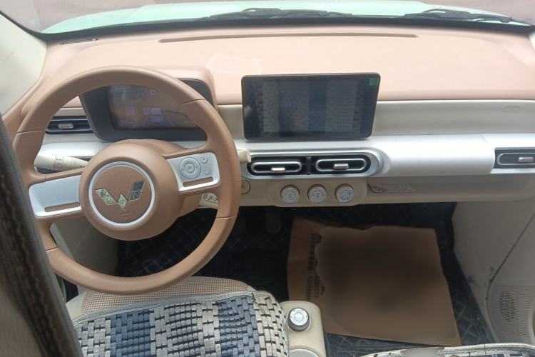 Used Wuling Hongguang MINIEV 2024 3rd Generation 215km Advanced Version Center Console