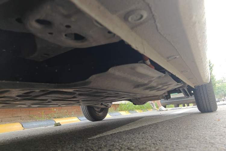 Used Wuling Hongguang MINIEV 2024 3rd Generation 215km Youth Edition Chassis Front Left