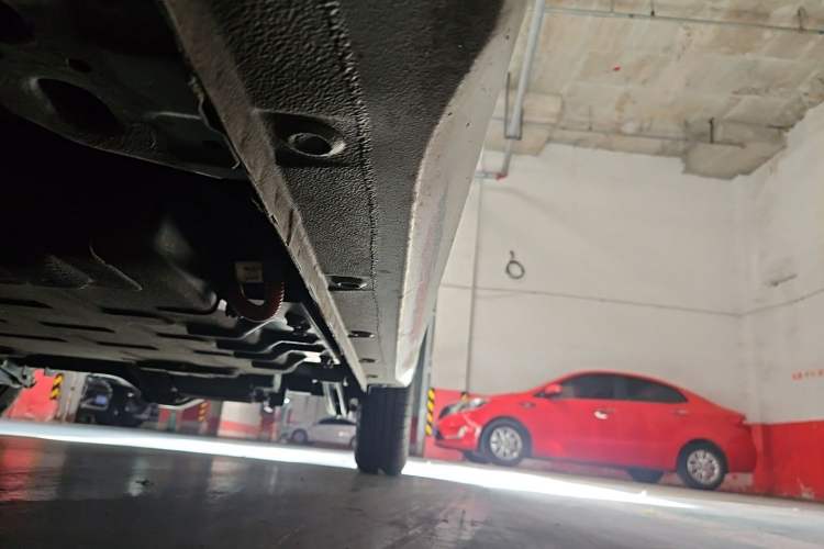 Used Wuling Hongguang MINIEV 2024 3rd Generation 215km Advanced Version Chassis Front Left
