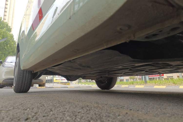 Used Wuling Hongguang MINIEV 2024 3rd Generation 215km Youth Edition Chassis Front Right