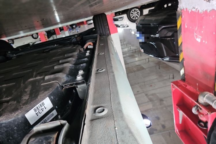 Used Wuling Hongguang MINIEV 2024 3rd Generation 215km Advanced Version Chassis Rear Left