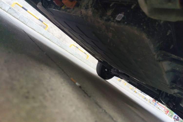 Used Wuling Hongguang MINIEV 2024 3rd Generation 215km Youth Edition Chassis Rear Right