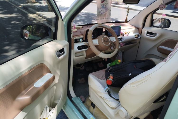 Used Wuling Hongguang MINIEV 2024 3rd Generation 215km Advanced Version Driver Seat