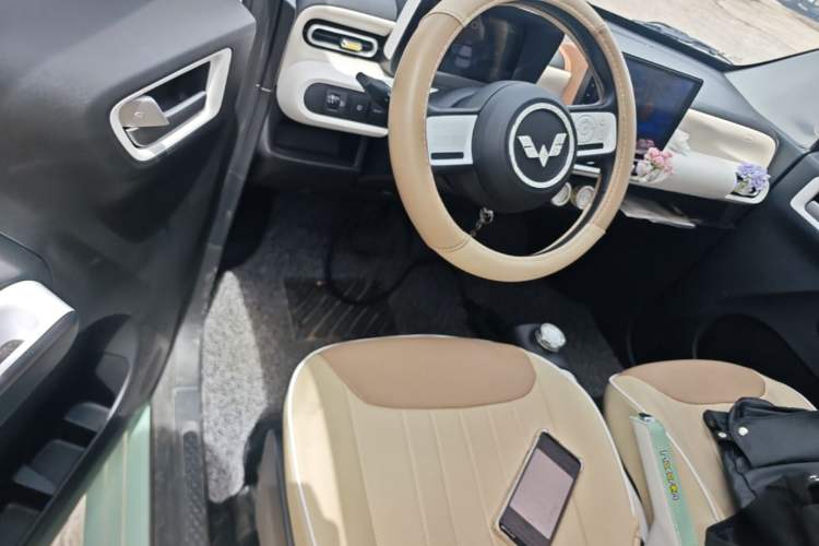 Used Wuling Hongguang MINIEV 2024 3rd Generation 215km Youth Edition Driver Seat