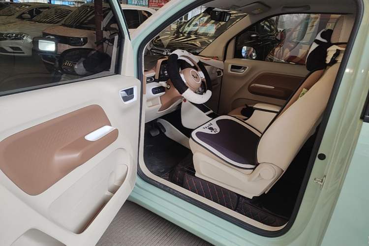 Used Wuling Hongguang MINIEV 2024 3rd Generation 215km Advanced Version Driver Seat