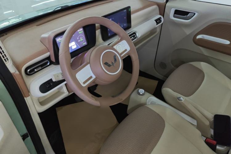 Used Wuling Hongguang MINIEV 2024 3rd Generation 215km Advanced Version Driver Seat