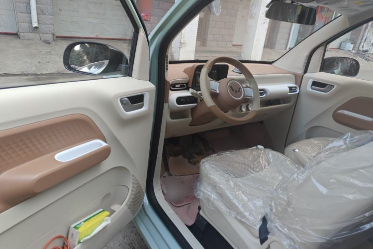 Used Wuling Hongguang MINIEV 2024 3rd Generation 215km Youth Edition Driver Seat