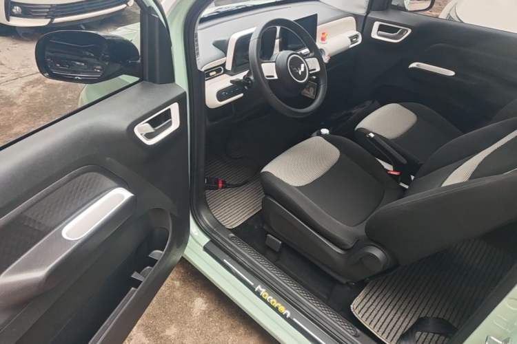 Used Wuling Hongguang MINIEV 2024 3rd Generation 215km Advanced Version Driver Seat