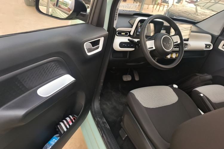 Used Wuling Hongguang MINIEV 2024 3rd Generation 215km Youth Edition Driver Seat