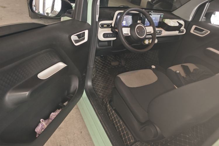Used Wuling Hongguang MINIEV 2024 3rd Generation 215km Advanced Version Driver Seat