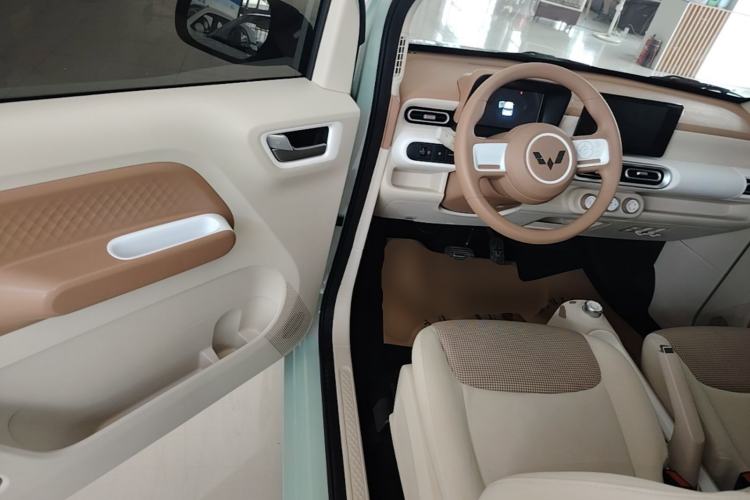 Used Wuling Hongguang MINIEV 2024 3rd Generation 215km Advanced Version Driver Seat