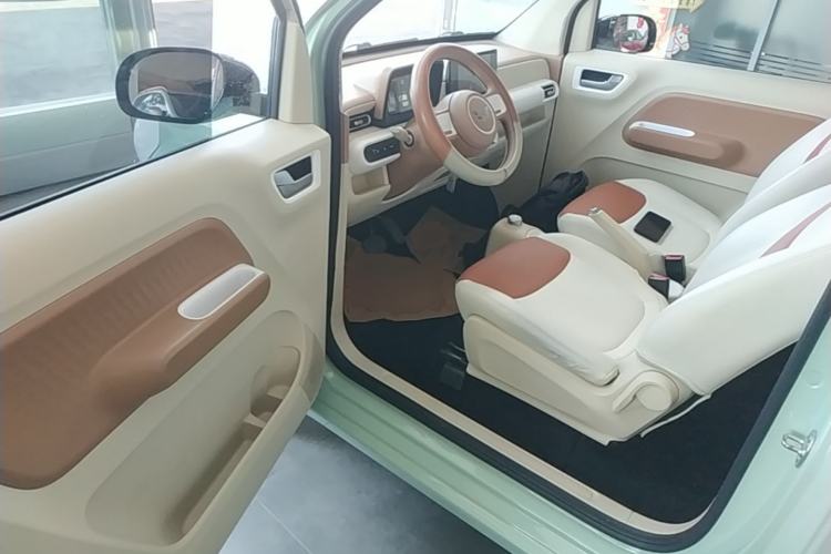 Used Wuling Hongguang MINIEV 2024 3rd Generation 215km Advanced Version Driver Seat