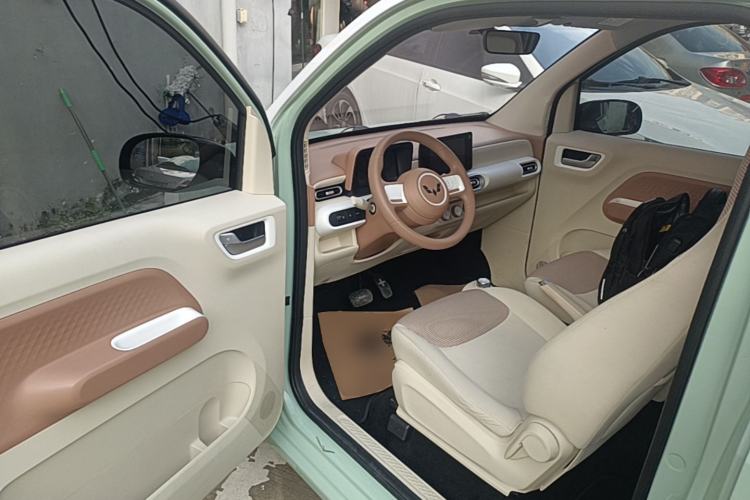 Used Wuling Hongguang MINIEV 2024 3rd Generation 215km Advanced Version Driver Seat