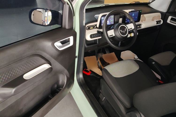 Used Wuling Hongguang MINIEV 2024 3rd Generation 215km Advanced Version Driver Seat
