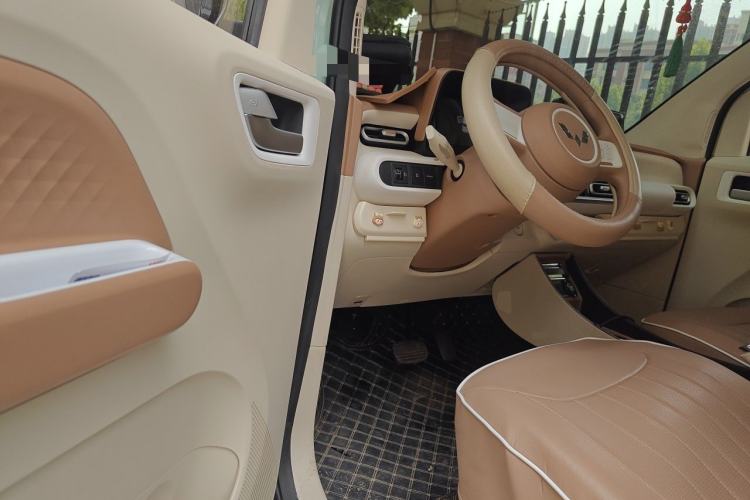 Used Wuling Hongguang MINIEV 2024 3rd Generation 215km Youth Edition Driver Seat