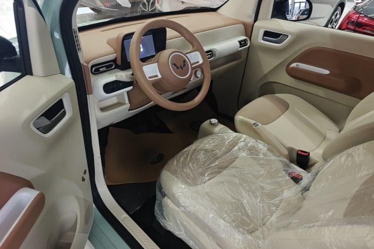 Used Wuling Hongguang MINIEV 2024 3rd Generation 215km Youth Edition Driver Seat