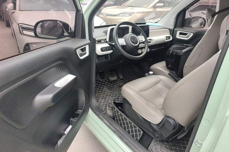 Used Wuling Hongguang MINIEV 2024 3rd Generation 215km Advanced Version Driver Seat