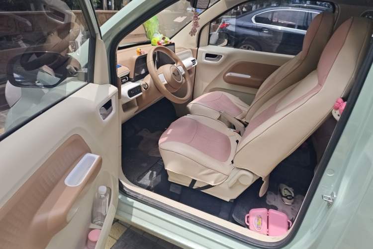 Used Wuling Hongguang MINIEV 2024 3rd Generation 215km Youth Edition Driver Seat