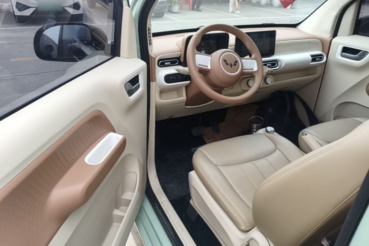 Used Wuling Hongguang MINIEV 2024 3rd Generation 215km Advanced Version Driver Seat